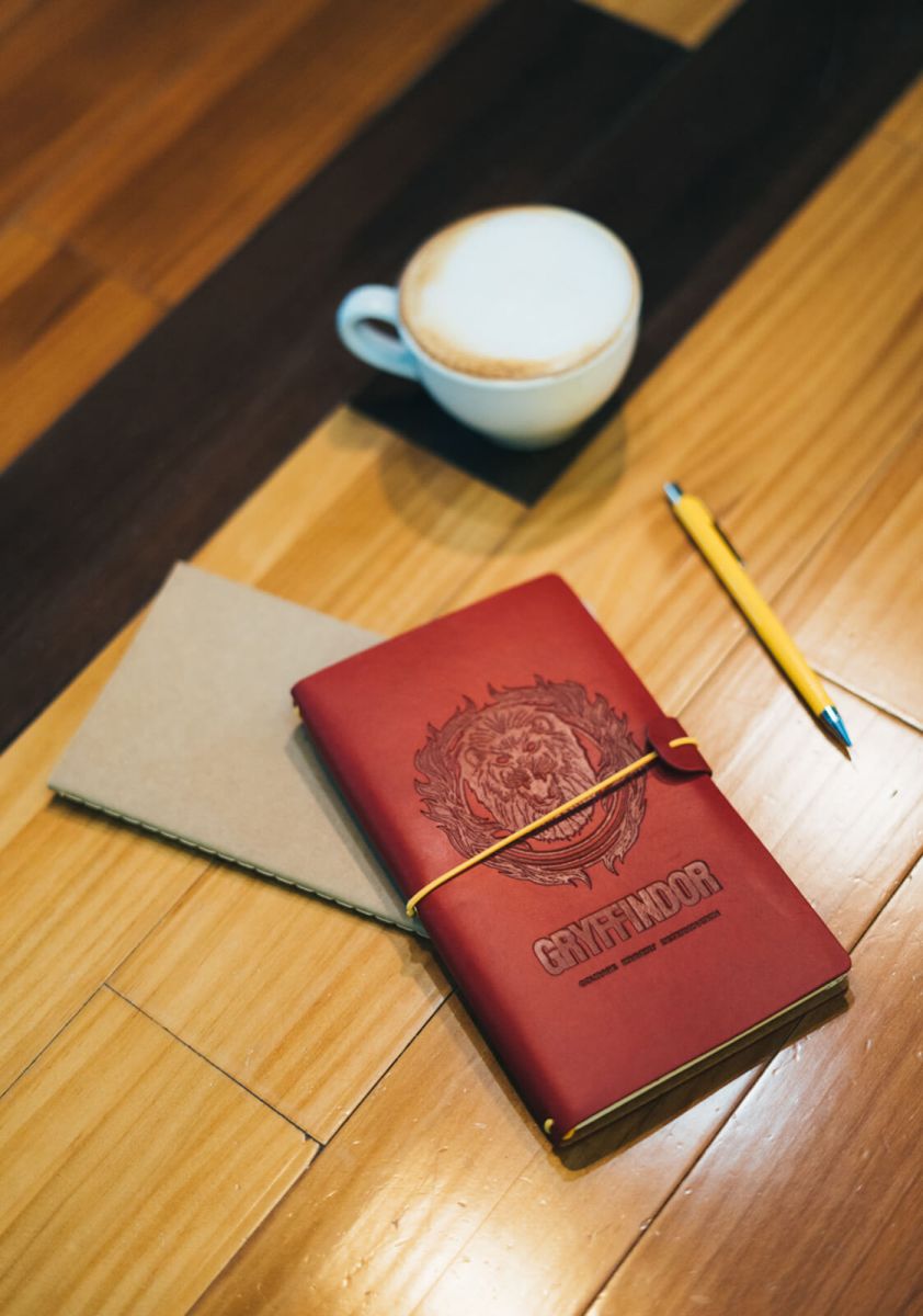 Harry Potter Gryffindor PU Leather Travel Journal Cute Gifts Movie Notebook 11,7x19,6 cm