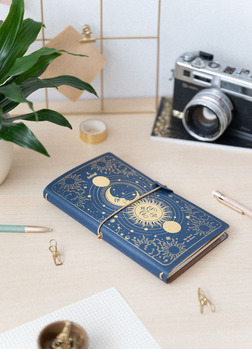 Astral PU Leather Travel Journal Cute Gifts Art Notebook 11,7x19,6 cm