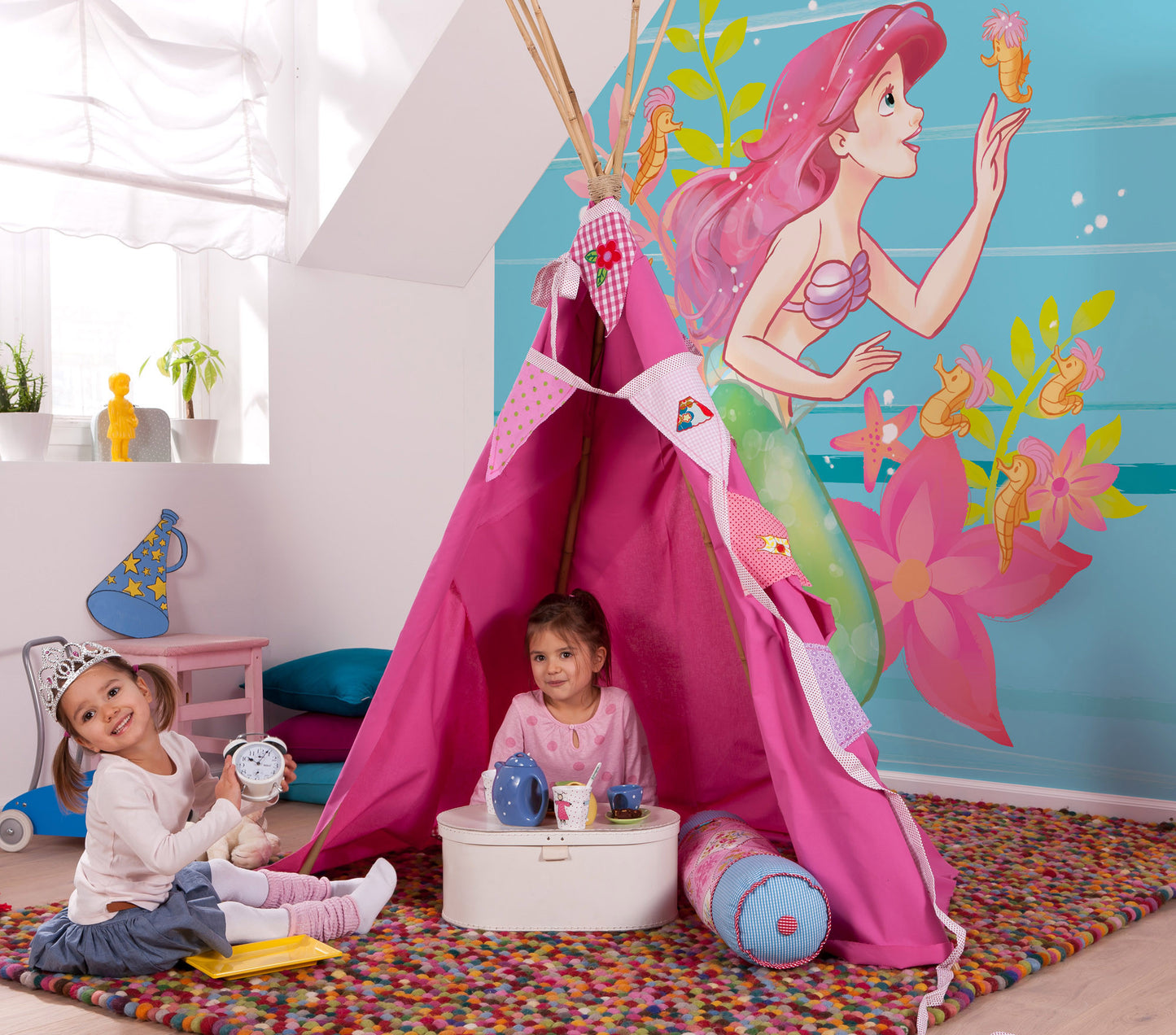 Disney Ariel the Little Mermaid & friends Non-Woven Wallpaper Mural 250 cm x 250 cm (98" x 98")
