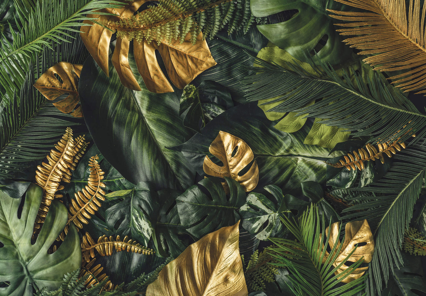 Green and Gold Jungle Botanical Non-woven Photo Wallpaper (W x H) 312 cm x 219 cm (123" x 86")