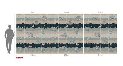Measurement chart of a Komar wallpaper roll with a person silhouette for scale.