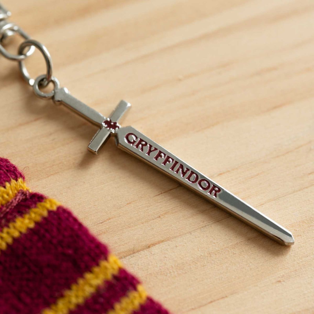 Harry Potter Gryffindor Scarf Keyring Gifts Under 10 Pounds Keychain 4x15 cm