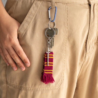 Harry Potter Gryffindor Scarf Keyring Gifts Under 10 Pounds Keychain 4x15 cm