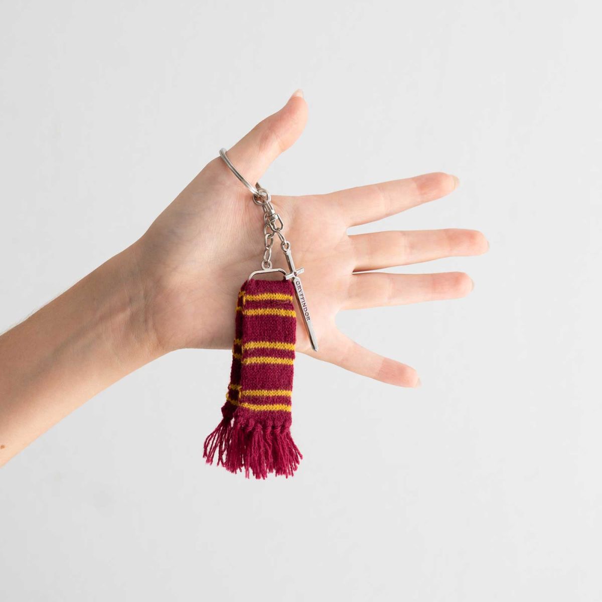 Harry Potter Gryffindor Scarf Keyring Gifts Under 10 Pounds Keychain 4x15 cm