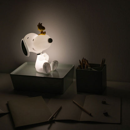 Kids Lamp Dog Snoopy Gifts for Dog Lovers Night Lamp Bedside Mood Lighting Cute Room Décor 12,2x26,7x18,5 cm