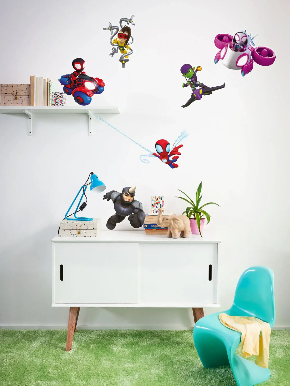 Spidey and His Amazing Friends Chasing Wall Stickers Marvel